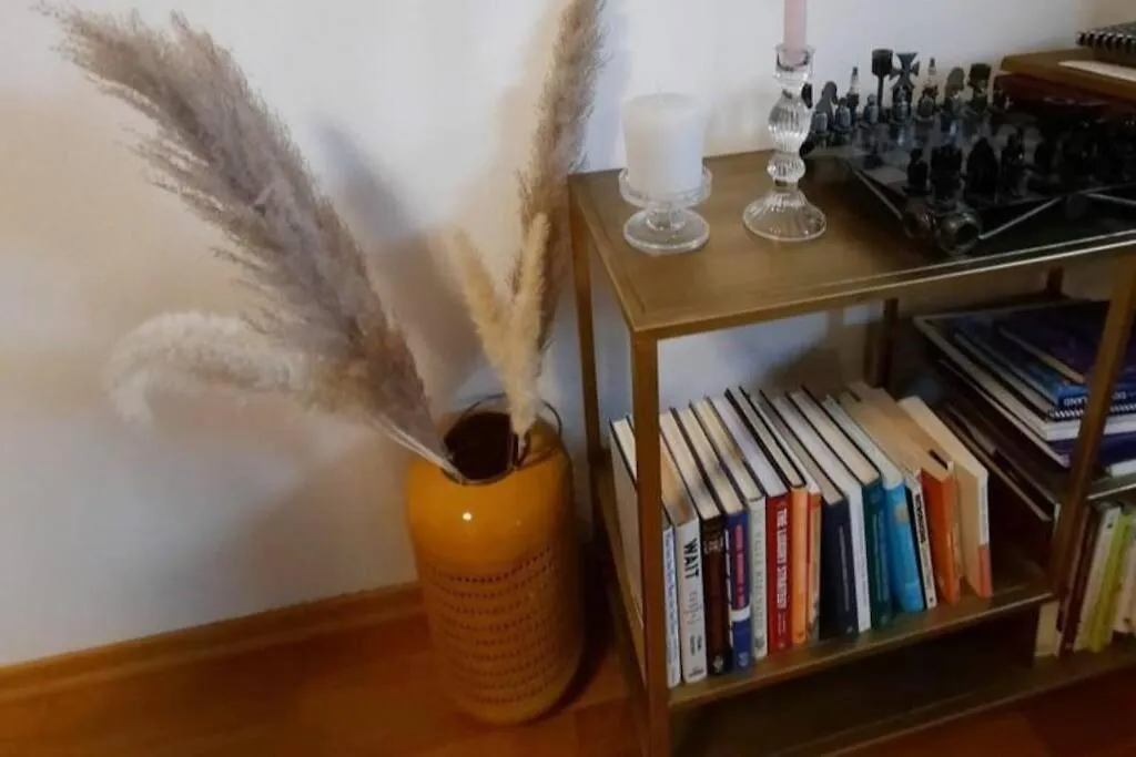 Charming Home Away: Close To Dusseldorf Messe Germany